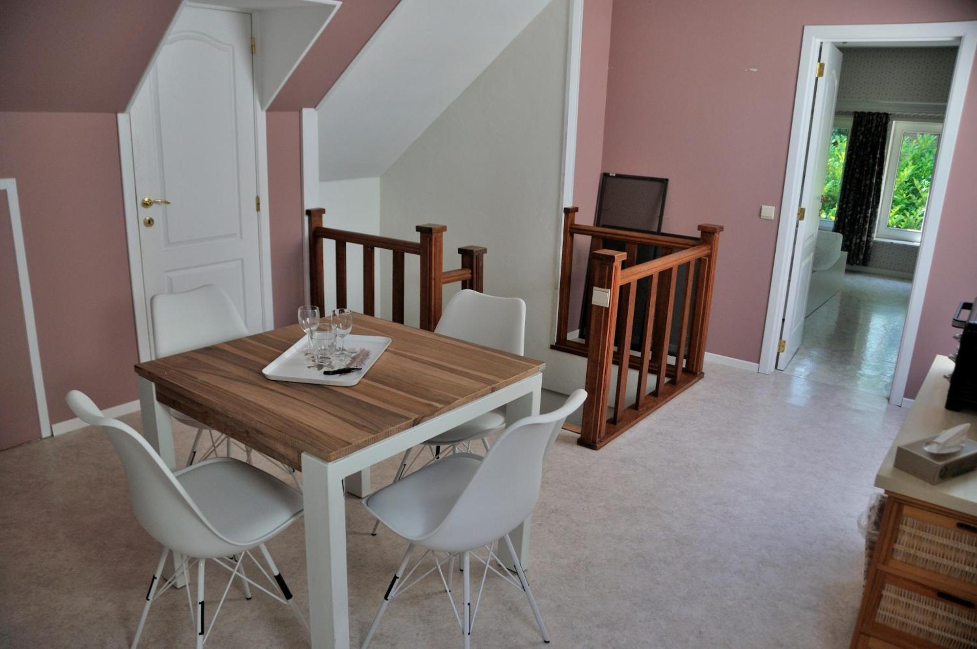 Suite Familiale Avec 2 Chambres Dans Une Villa - Quartier Vert Et Boise - 5 Kms De Namur Dış mekan fotoğraf